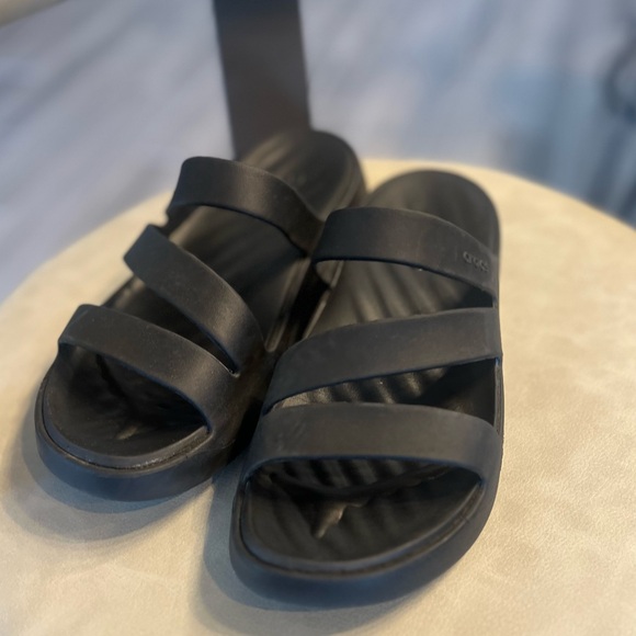 Crocs Getaway Sandal size 8 - Picture 2 of 4